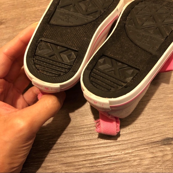 Converse Sz 6 • EUC! - Picture 5 of 5